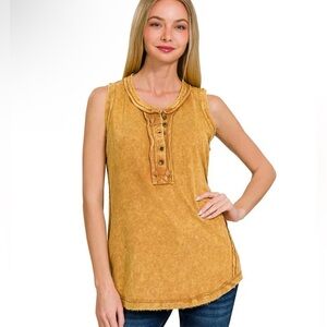 Zenana Sleeveless Top